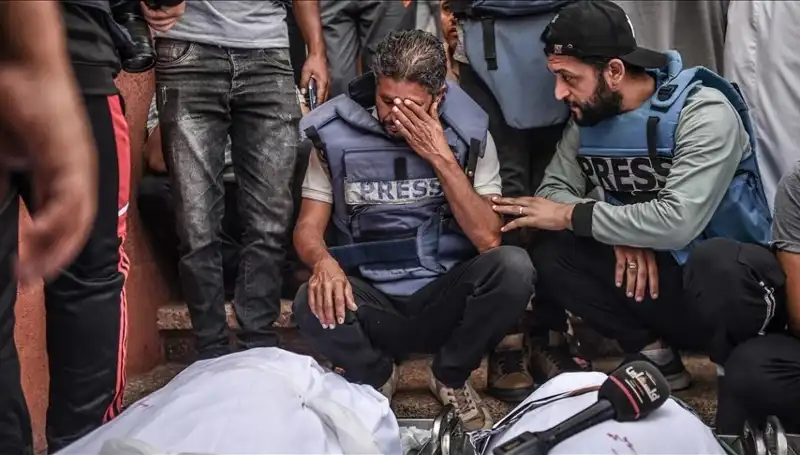 Gazze’deki Gazetecilerin Soykırım Eylemi: Gerçekleri Duyurmanın Bedeli