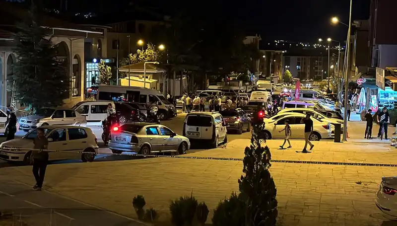 İki Aile Arasında Korkunç Çatışma: 1 Ağır Yaralı, 3 Yaralı Daha