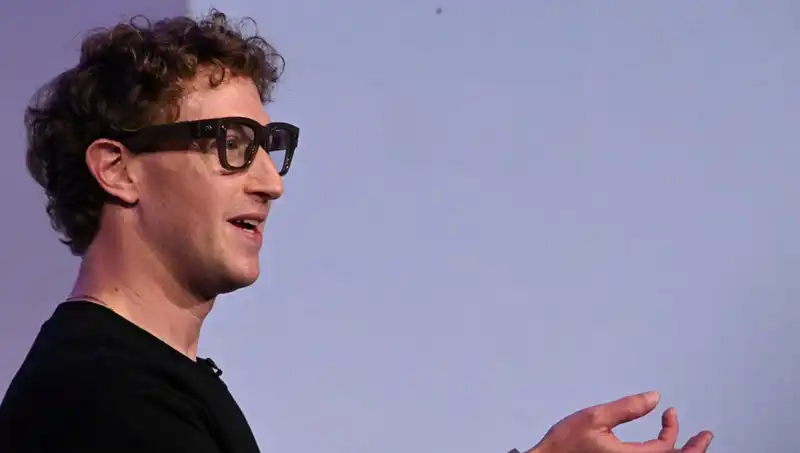 Zuckerberg'in Yeni Gözlüğü: Yapay Zeka ile Geleceği Şekillendiren İnovasyon!