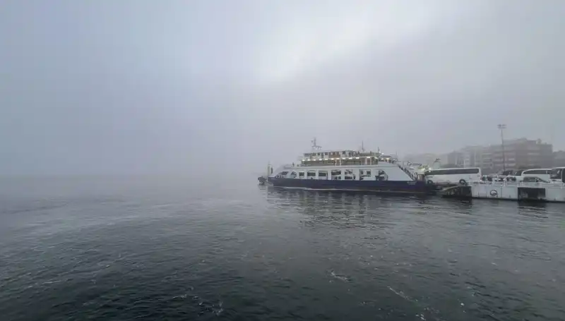 Çanakkale Boğazı Yoğun Sis Nedeniyle Transit Geçişlere Kapandı