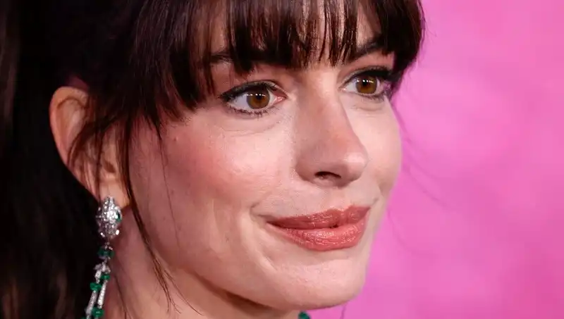 Hollywood Yıldızlarının Korkunç Estetik Trendine Dikkat: Ölü Deri Enjeksiyonu